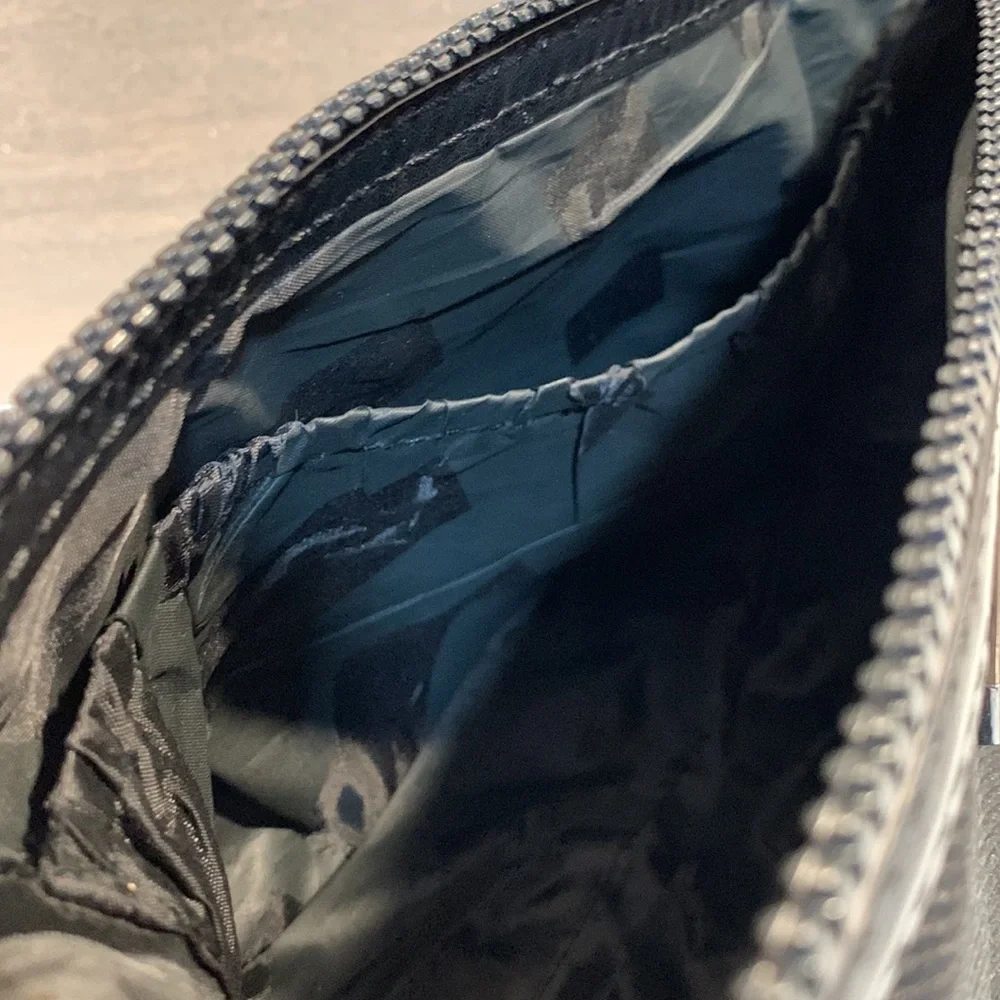 Burberry Fragrance Cosmetic Bag Black & Gray - Picture 5 of 5